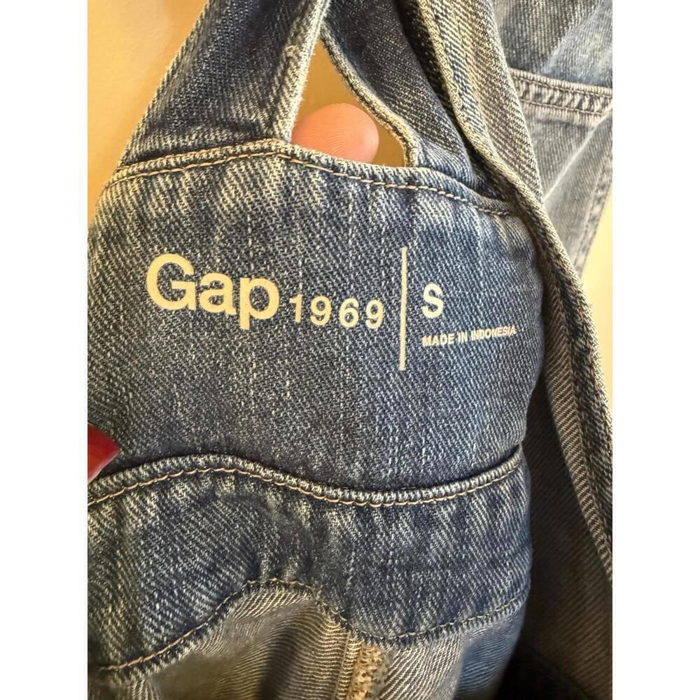 Gap Denim Shortalls Overalls Short with distressing raw hem S, Light Wash, Y2K - Picture 3 of 7